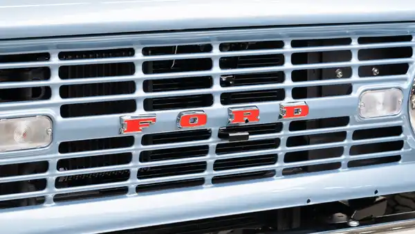 1975 Classic Ford Bronco_24 Exterior 