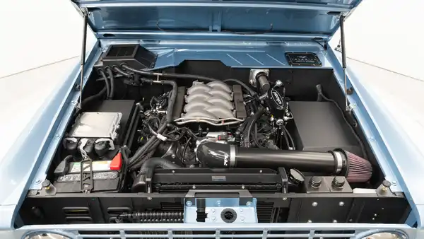 1975 Classic Ford Bronco_26 5.0L Ford Coyote Engine