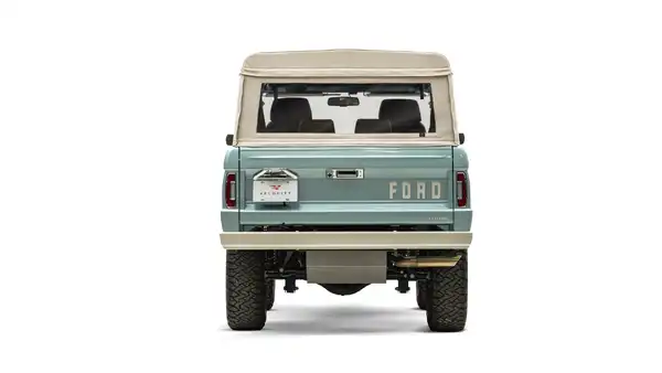 1974 Classic Ford Bronco_11 Rear Tailgate
