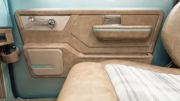 1974 Classic Ford Bronco_21 Interior