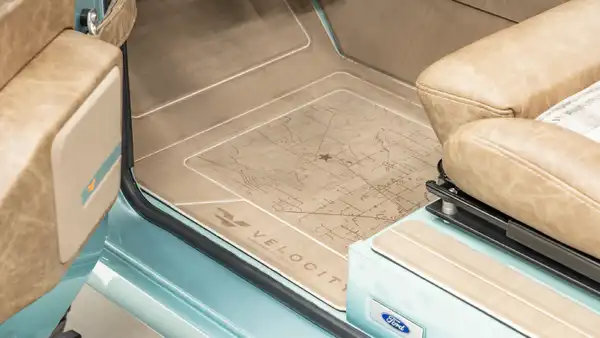 1974 Classic Ford Bronco_17 Front Interior