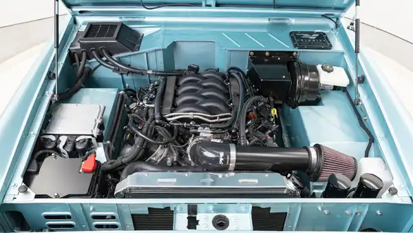 1974 Classic Ford Bronco_26 5.0L Ford Coyote Engine