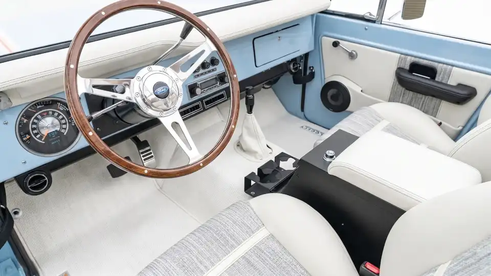 S45728 Bronco Interior