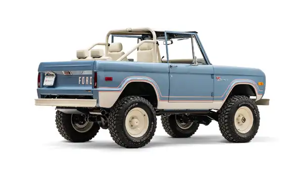 1970 Classic Ford Bronco_9 Passenger Side Rear 3