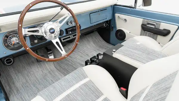 1970 Classic Ford Bronco_14 Driver Side Interior