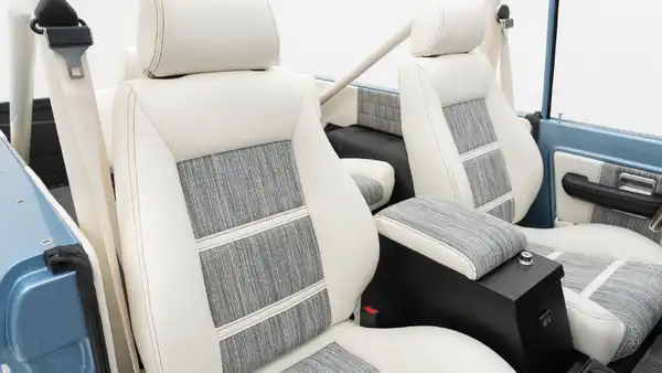 1970 Classic Ford Bronco_21 Interior