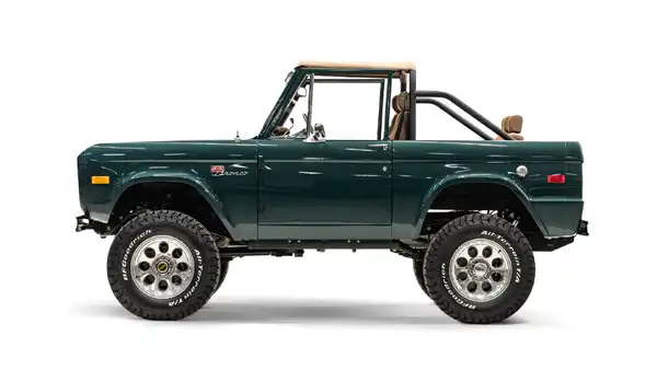 1977 Classic Ford Bronco_2 Drivers Side 
