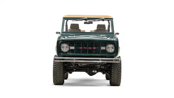 1977 Classic Ford Bronco_5 Front