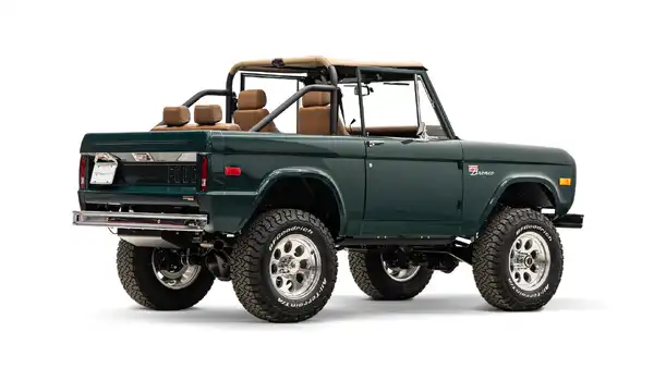 1977 Classic Ford Bronco_9 Passenger Side Rear 3