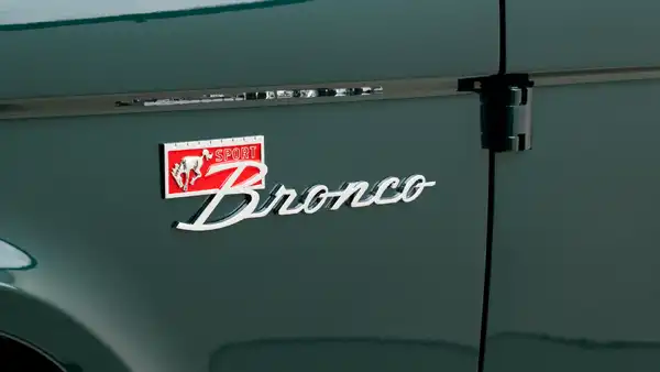 1977 Classic Ford Bronco_26 Exterior 