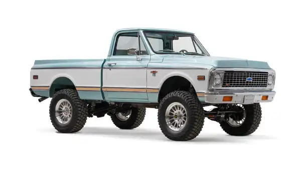 Web Prep 2026_Bronco_7 Passenger Side Front  3.4