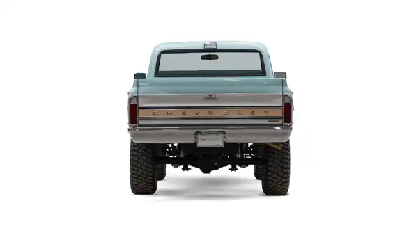 Web Prep 2026_Bronco_11 Rear Tailgate