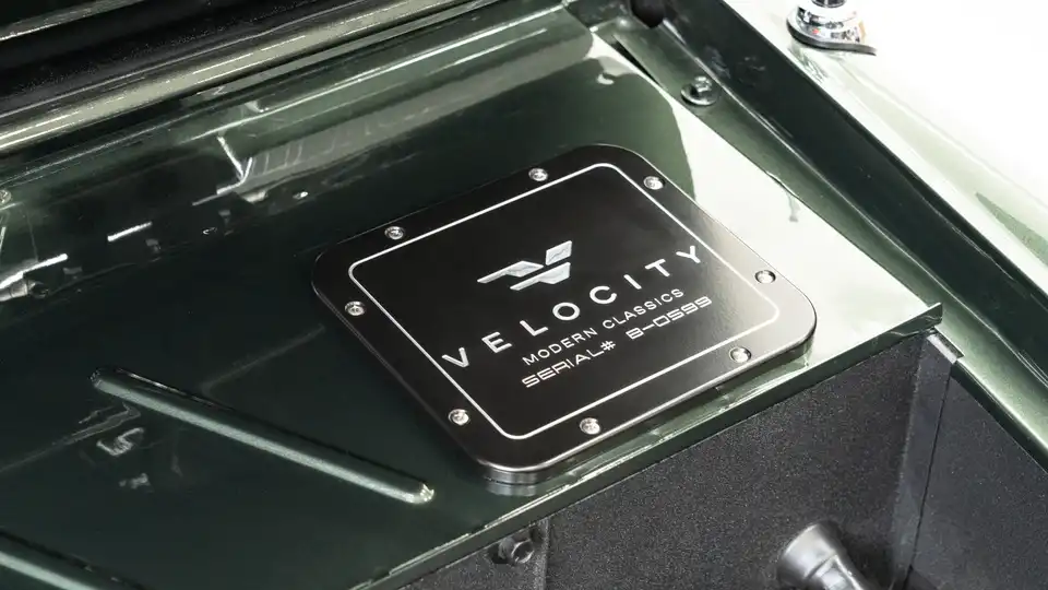 1967 Classic Ford Bronco_27 Ford Coyote Engine