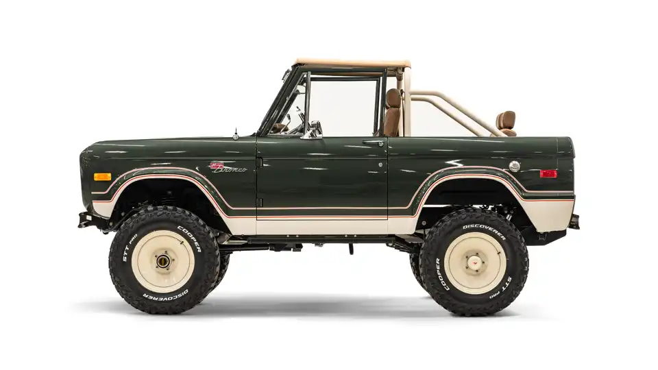 1973 Classic Ford Bronco_2 Drivers Side 