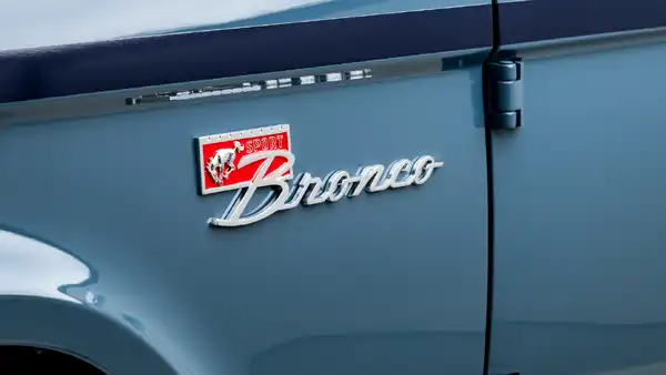 1975 Classic Ford Bronco_26 Exterior 