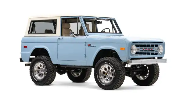 Web Prep 2026_Bronco_7 Passenger Side Front  3.4