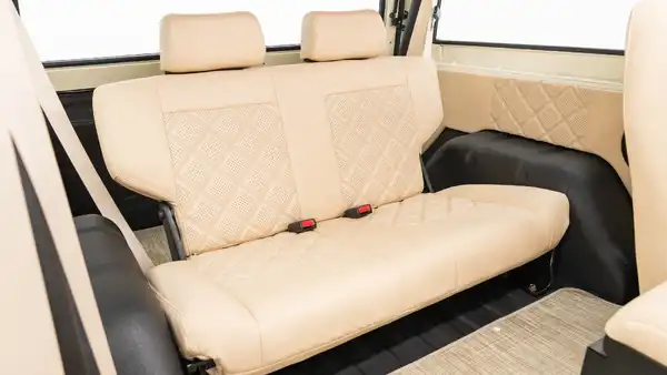 Web Prep 2026_Bronco_22 Rear Interior