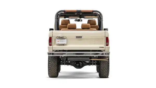 1974 Classic Ford Bronco_11 Rear Tailgate