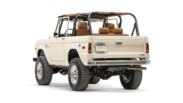 1974 Classic Ford Bronco_12 Driver Side Rear