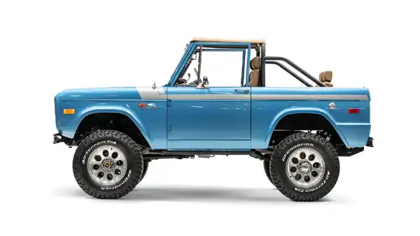 1970 Classic Ford Bronco_2 Drivers Side 