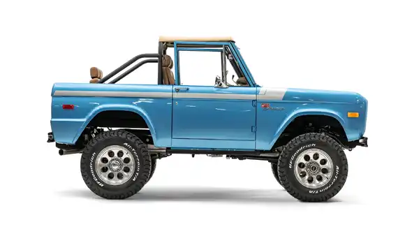 1970 Classic Ford Bronco_8 Passenger Side