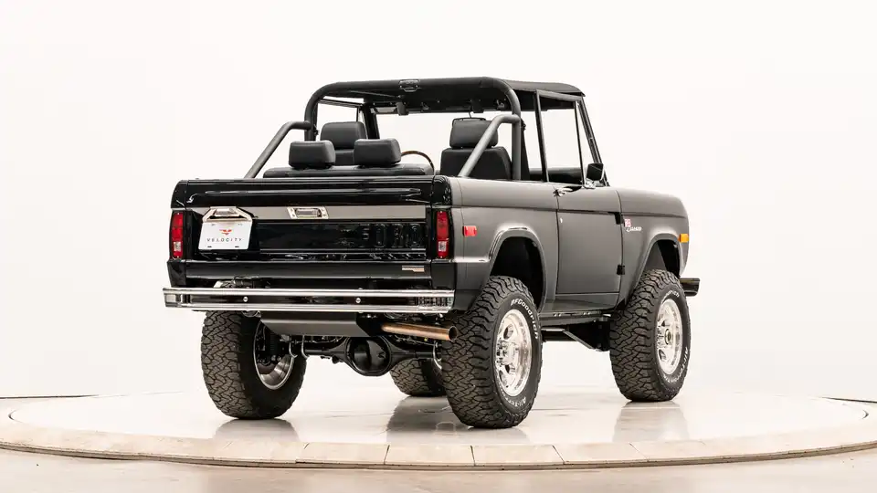 1972 Classic Ford Bronco_10 Passenger Side Rear
