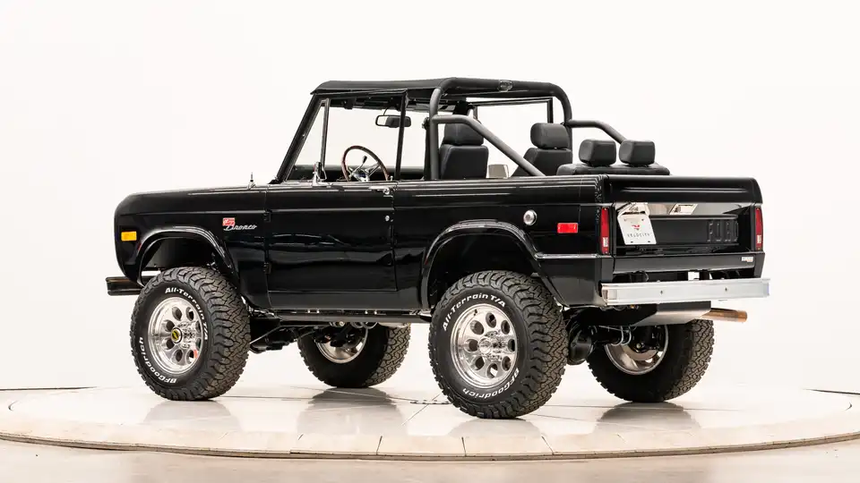 1972 Classic Ford Bronco_13 Driver Side Rear 3.4