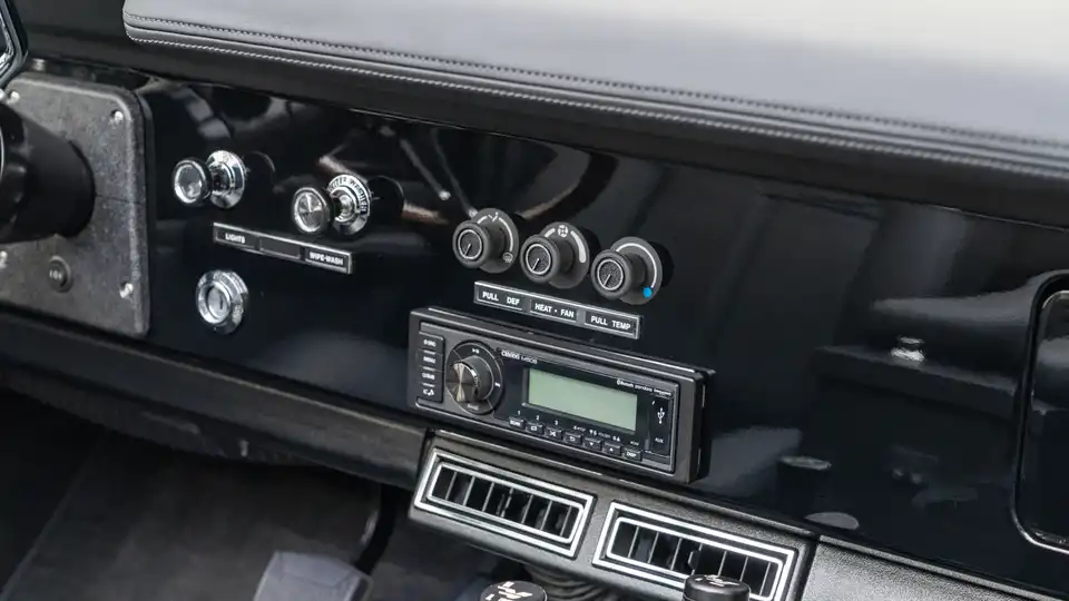 1972 Classic Ford Bronco_16 Rear Interior