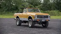 Classic Chevy K5 Blazer Restomod War Bonnet Yellow