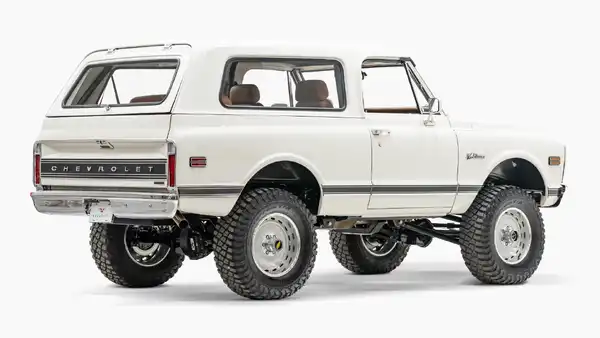 1971 Classic Chevy K5 Blazer_9 Passenger Side Rear 3