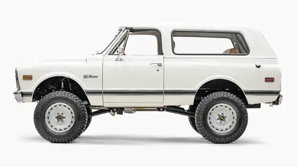 1971 Classic Chevy K5 Blazer_2 Drivers Side 