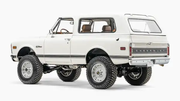 1971 Classic Chevy K5 Blazer_13 Driver Side Rear 3.4