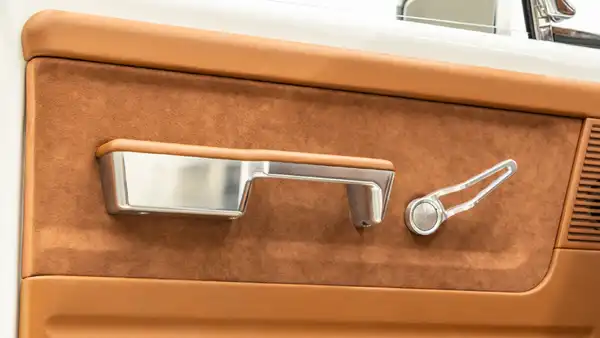 1971 Classic Chevy K5 Blazer_18 Interior