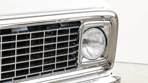 1971 Classic Chevy K5 Blazer_24 Exterior 