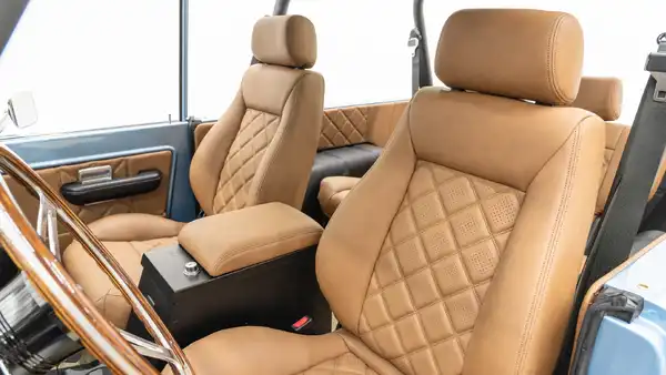 1975 Classic Ford Bronco_21 Interior