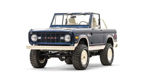 1974 Classic Ford Bronco_2 Drivers Side _12 Driver Side Rear