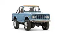 1971 Classic Ford Bronco_6 Passenger Side Front 
