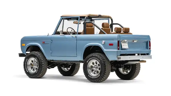 1974 Classic Ford Bronco_13 Driver Side Rear 3.4