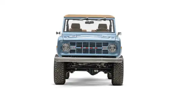 1974 Classic Ford Bronco_5 Front