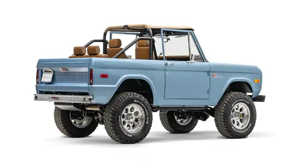 1974 Classic Ford Bronco_9 Passenger Side Rear 3