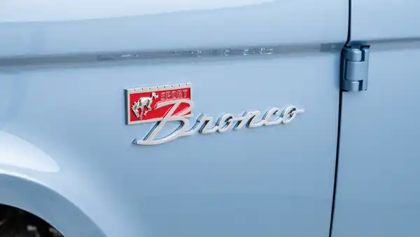 1974 Classic Ford Bronco_26 Exterior 