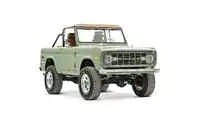 1976 Boxwood Green Ford Bronco_6 Passenger Side Front 