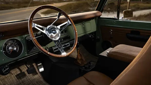 1970 Boxwood Green Bronco At The Beach 01