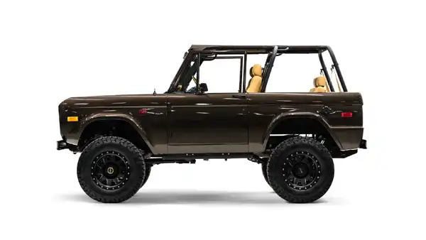 1975 Classic Ford Bronco_2 Drivers Side 