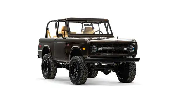 1975 Classic Ford Bronco_6 Passenger Side Front 