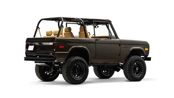 1975 Classic Ford Bronco_9 Passenger Side Rear 3