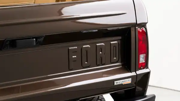 1975 Classic Ford Bronco_30 Exterior