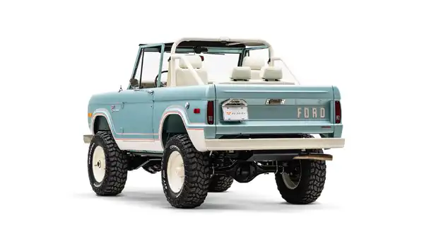 1976 Classic Ford Bronco_12 Driver Side Rear