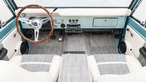 1976 Classic Ford Bronco_18 Interior