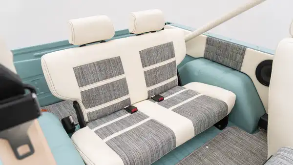 1976 Classic Ford Bronco_22 Rear Interior